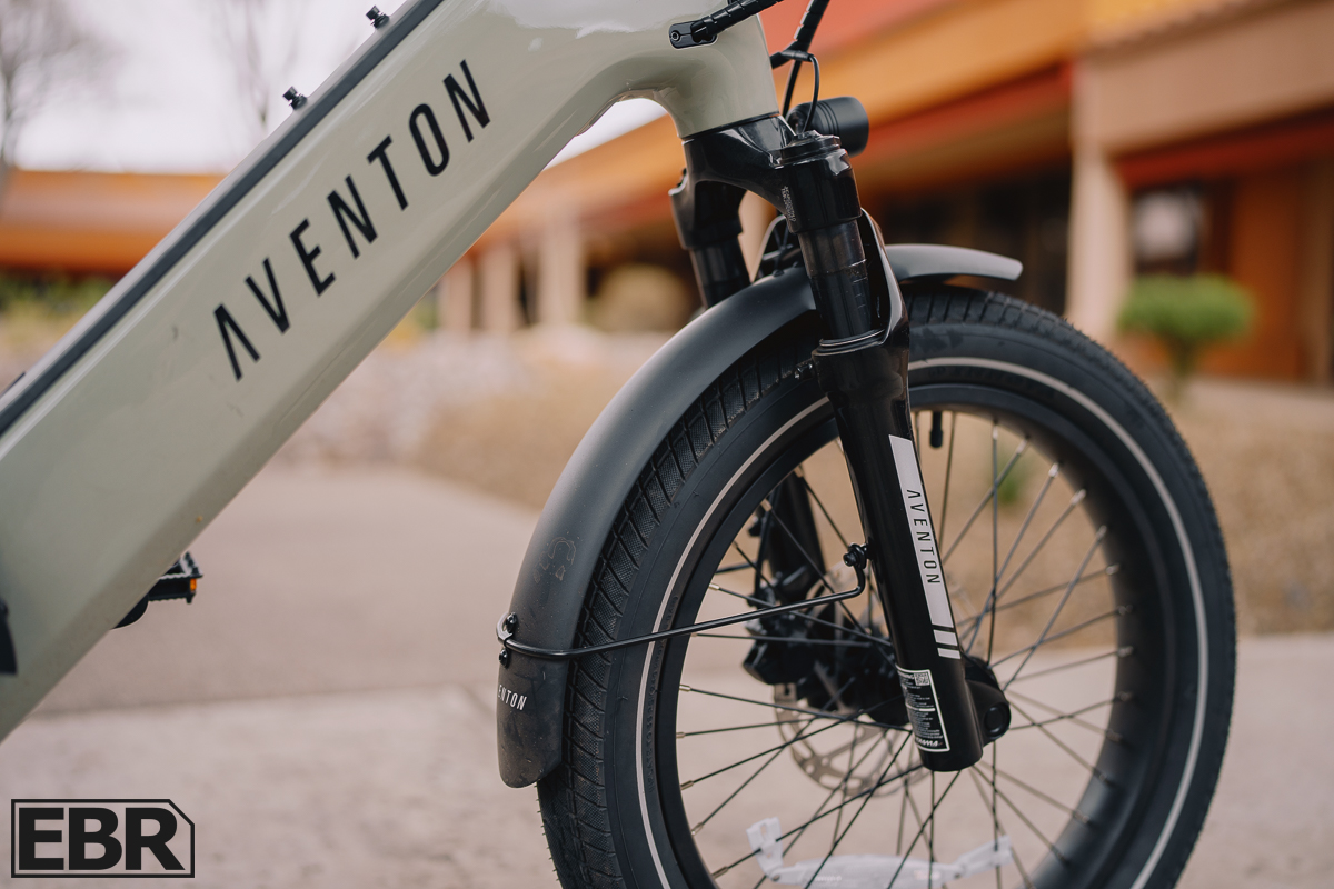 Aventon Abound LR fender
